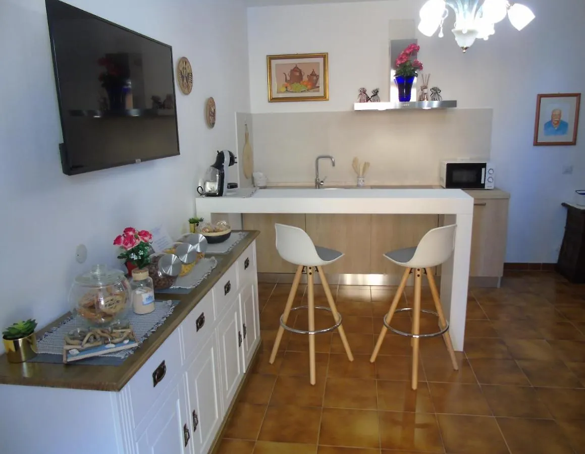 Casa Vacanza Lihele - Locazione Turistica Castelsardo 0*,  Italy